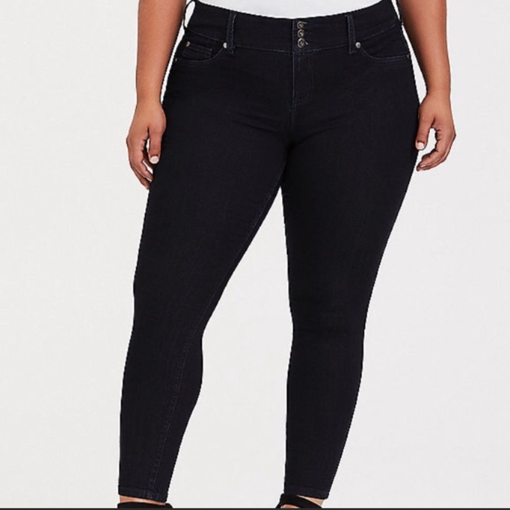 Torrid High Rise Jeggings Dark Wash Size 20 Short